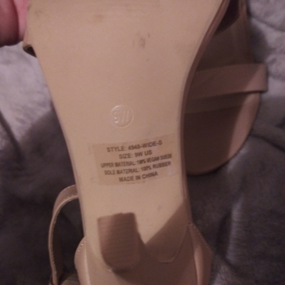 Strappy Heeled Sandals - Picture 8 of 8